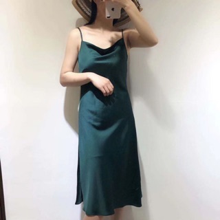 VÁY LỤA CỔ ĐỔ VICS