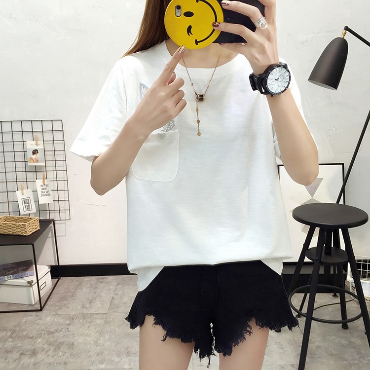 Áo Thun Ngắn Tay Dáng Rộng Phối Túi Thêu Hình Thỏ Đáng Yêu