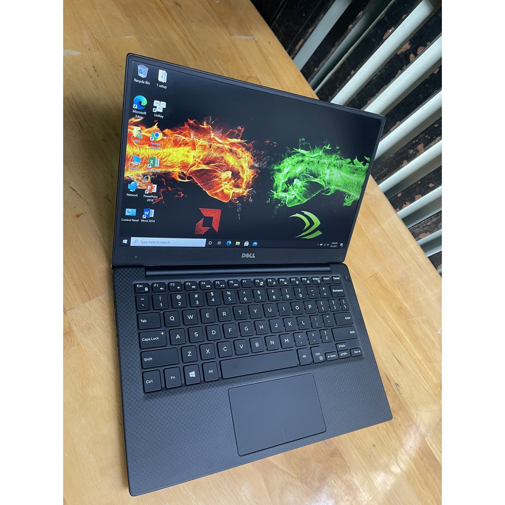 Laptop Dell XPS 9360