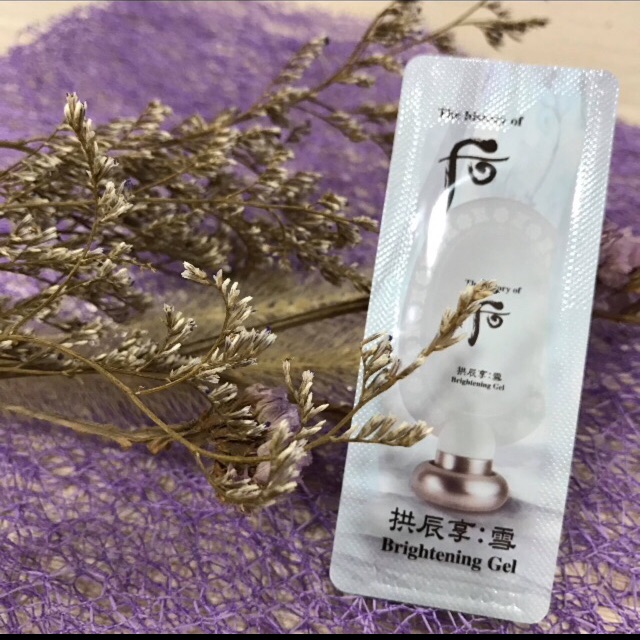 Combo 10 gói tẩy da chết Whoo trắng, giúp làm sạch da, làm trắng da hiệu quả | BigBuy360 - bigbuy360.vn