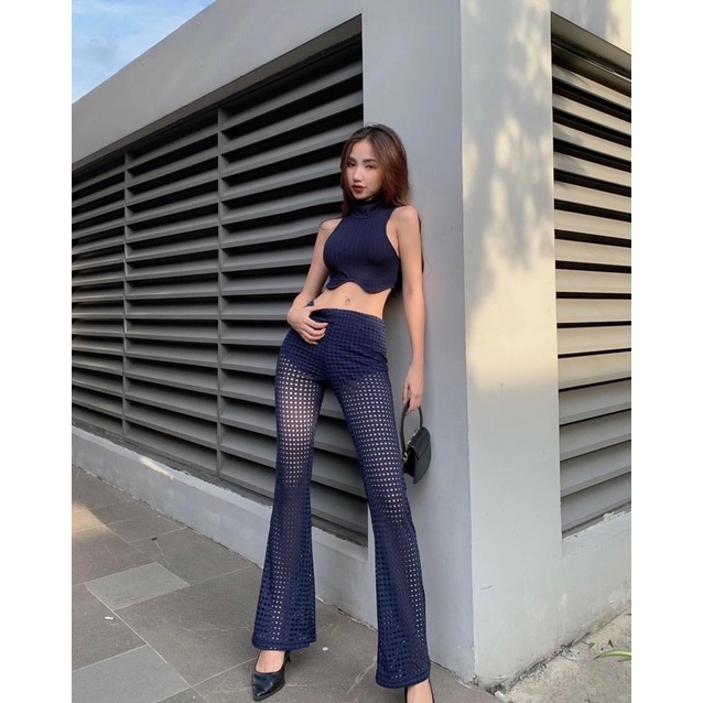 𝐀̉𝐧𝐡 𝐭𝐡𝐚̣̂𝐭 -một Quần loe dài ren  có lót siêu sexy tôn  dáng lưng cao nhiều màu Yn