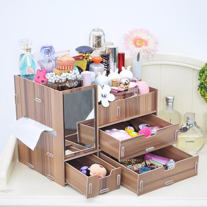 Hộp đựng mỹ phẩm 4 ngăn có gương tiện lợi