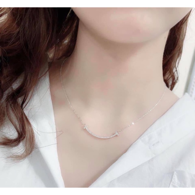 dây chuyền mặt cười phim hot