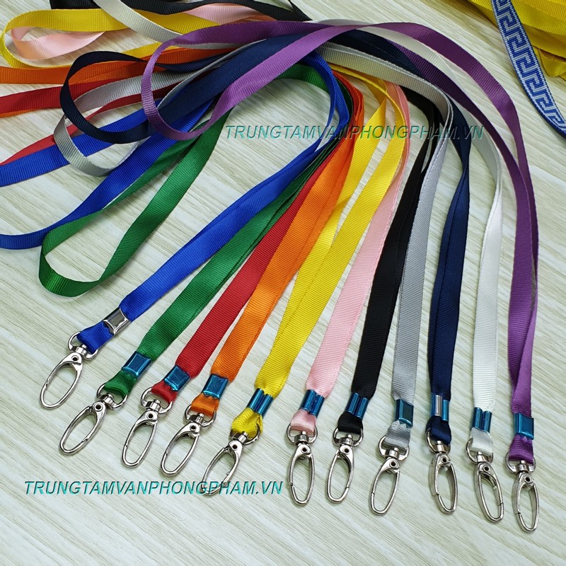 Dây đeo thẻ bảng tên móc xoay 360 bản 1cm DÂY LỤA MÓC XOAY