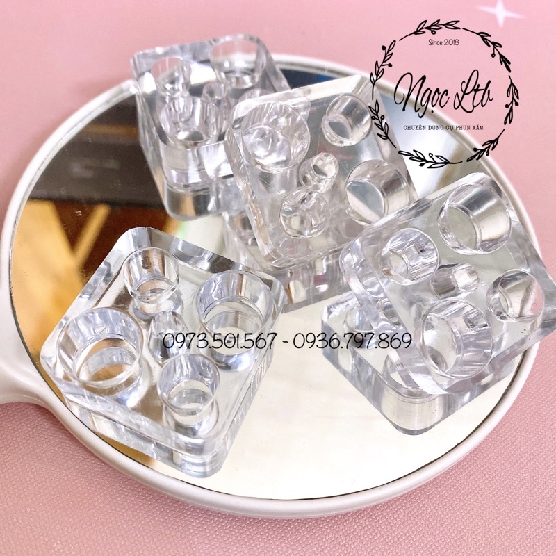 Đế mica 4 ô đựng mực phun xăm