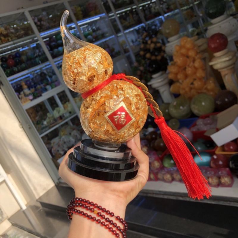 Bình hồ lô dát vàng đá pha lê treo xu ngũ đế in chữ phúc trưng phong thủy bình an may mắn