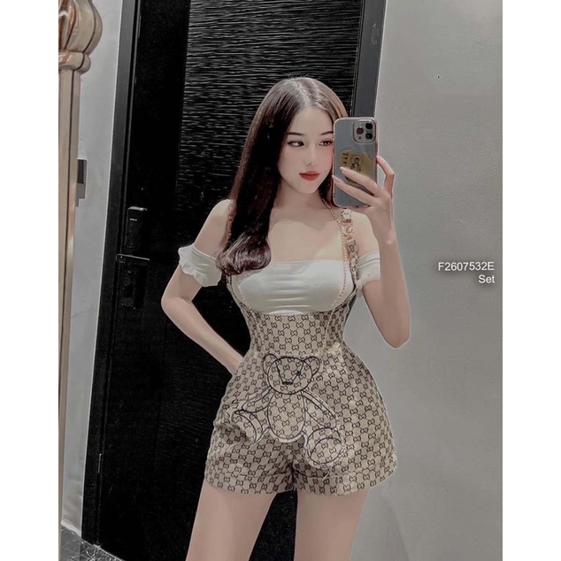 Set yếm kèm túi gấu