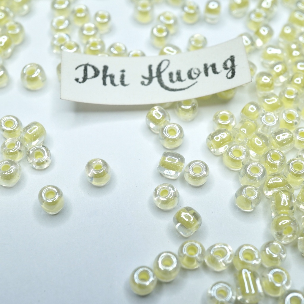 Gói 50gr hạt cườm tấm 4mm đính kết, làm trang sức handmade