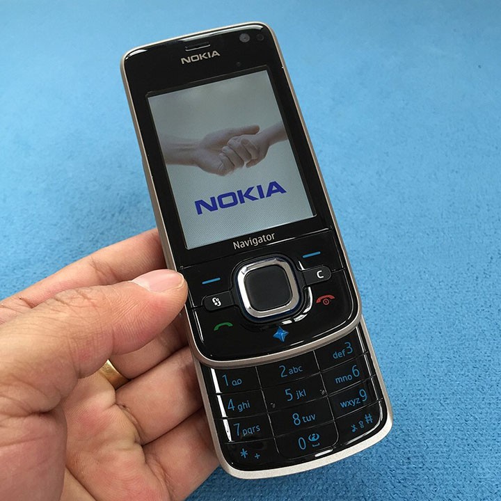 Điện Thoại Nokia 6210 Navigator