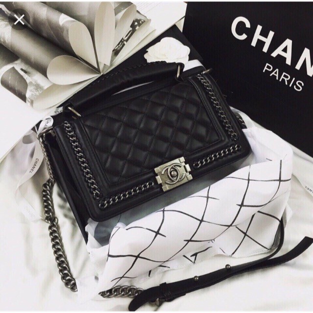 Túi CNb xách tay, đeo chéo viền xích loại đẹp size 25