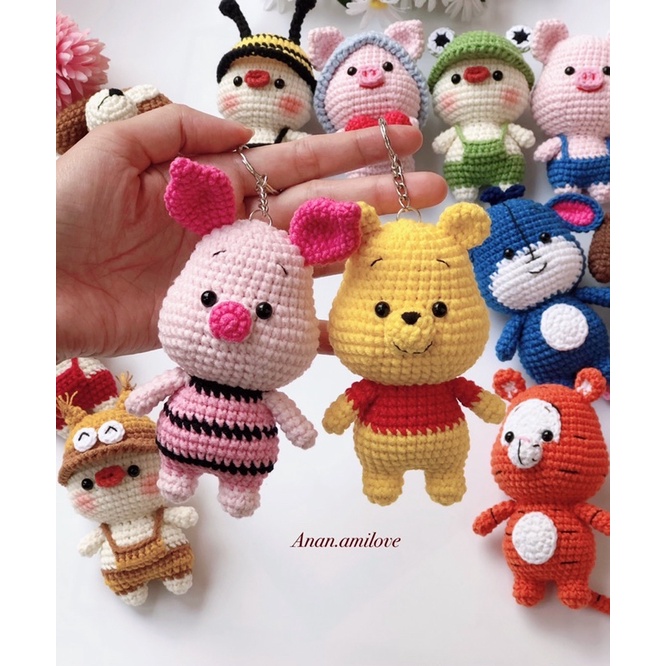 Móc khoá Winnie the Pooh bằng len