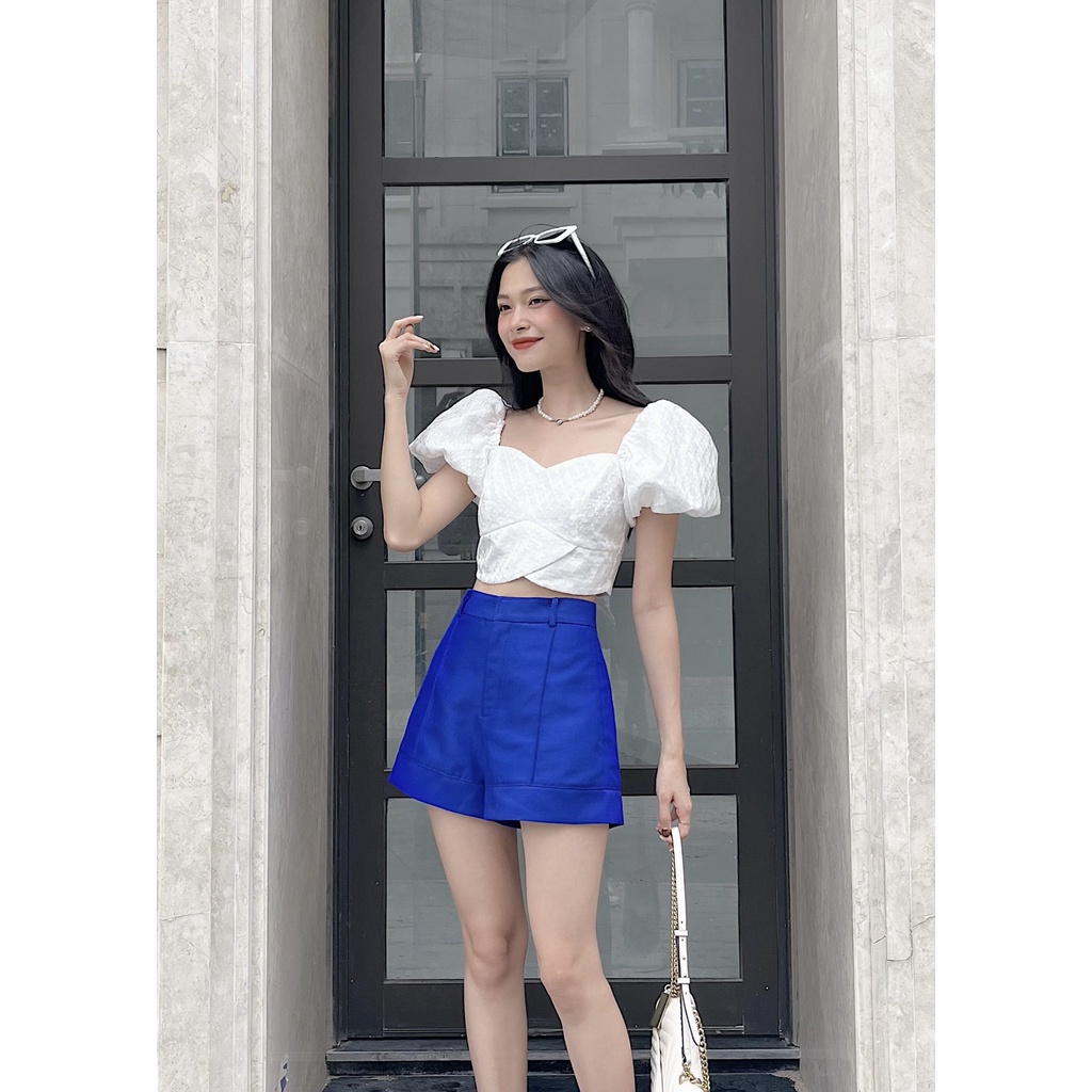 HOO DESIGN - Áo Croptop Tay Phồng Dây Kéo Khóa Kim Loại Sau Lưng Màu Trắng