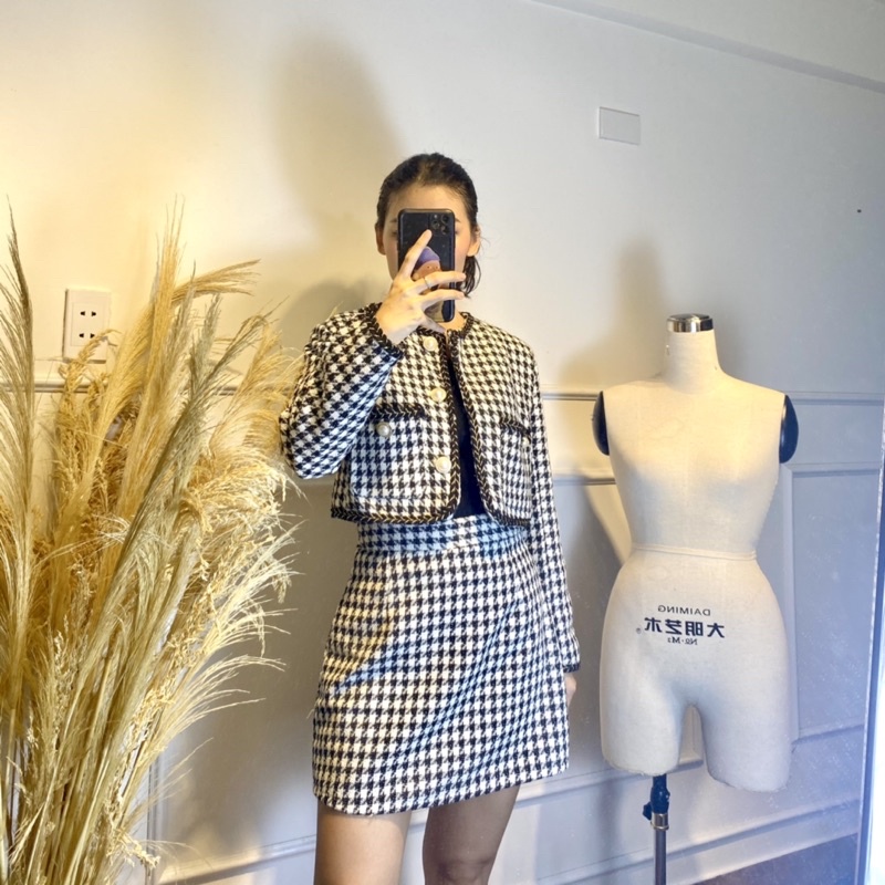 Áo khoác ngắn dạ tweed cổ tròn houdstooth - Audrey Studio
