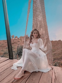 đầm maxi trắng phồng