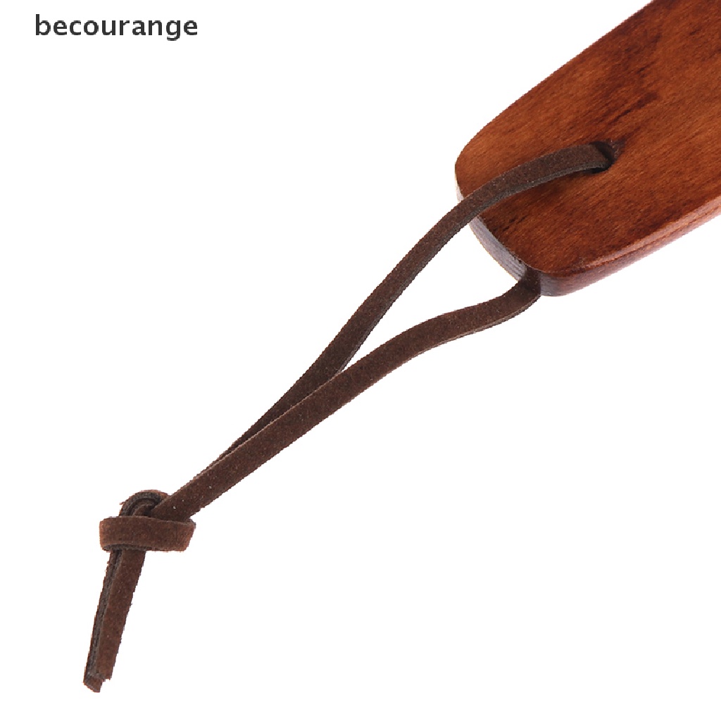 Dụng cụ gỗ thiên nhiên sử dụng để mang giày