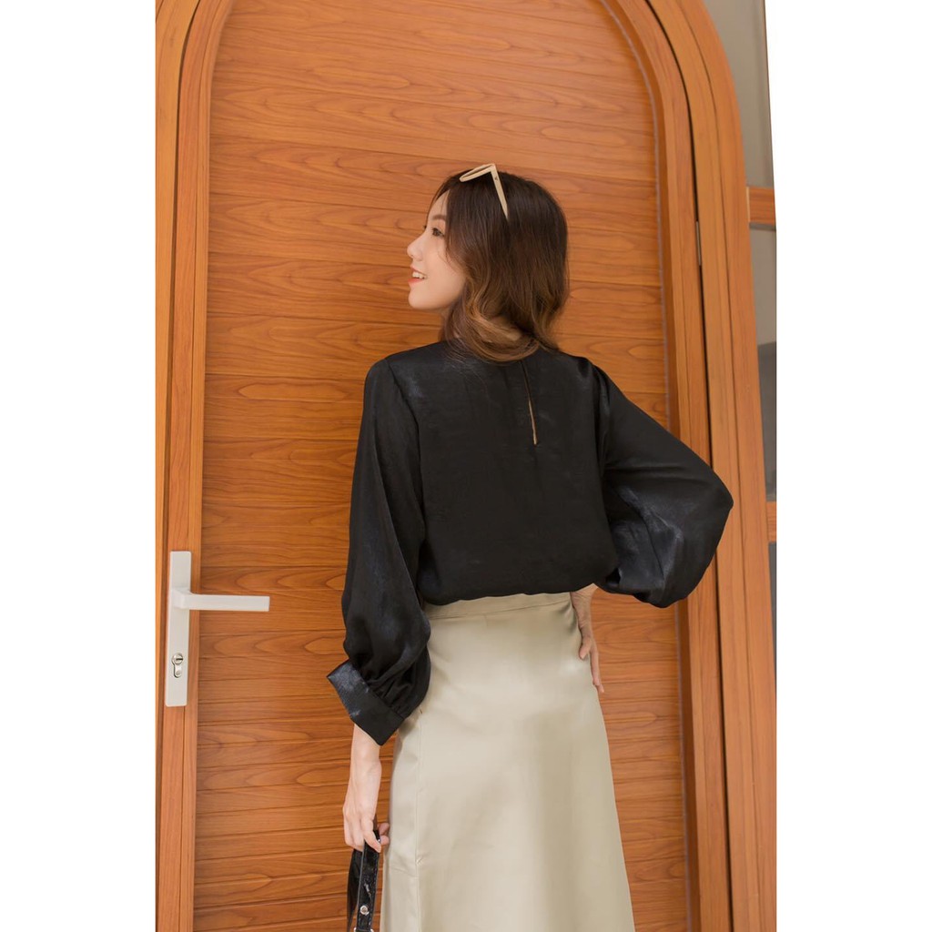 Áo lụa cổ suông