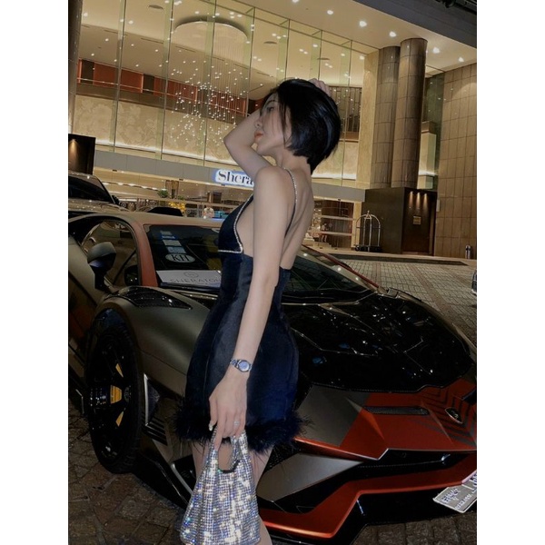 Đầm body 2 dây đính đá phối lông vũ