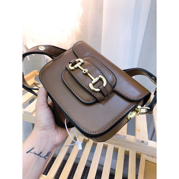 Túi Hà Hồ da trơn size 18 21 ( ko hộp)