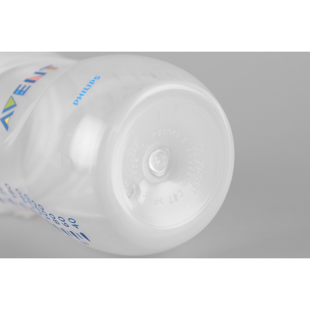 Bình sữa Philips Avent 260ml SCF693/13 (1-6 tháng) mô phỏng tự nhiên giống với bầu ngực mẹ không chứa BPA