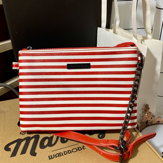 Túi Charles & Keith