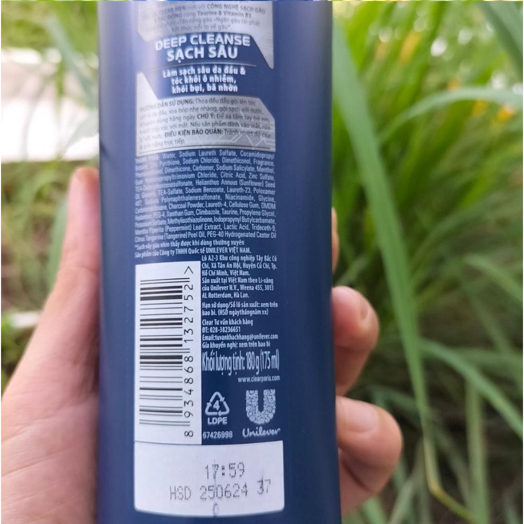 Dầu gội Clear Men sạch sâu với carbon hoạt tính và tinh chất vỏ cam 180g-175ml