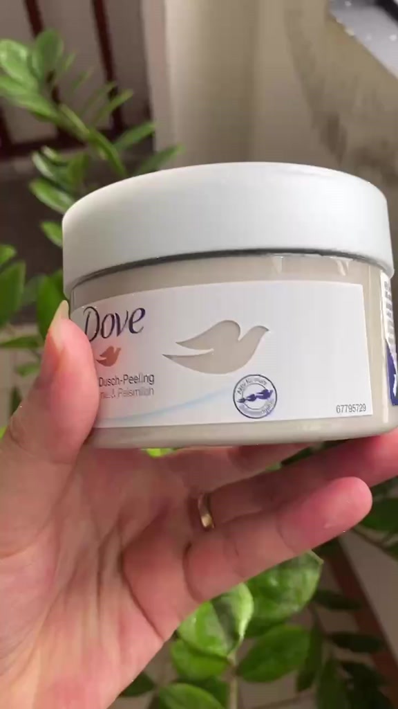 Tẩy da chết body DOVE Macca, Lựu đỏ giúp da mịn màng chiết xuất từ thiên nhiên bản Đức 225ml | BigBuy360 - bigbuy360.vn