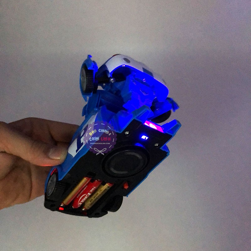 Hộp đồ chơi xe Robocar Poli biến hình thành Robot có đèn nhạc 0826