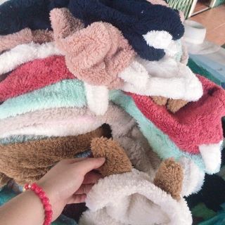 Áo khoác lông cừu tai thỏ