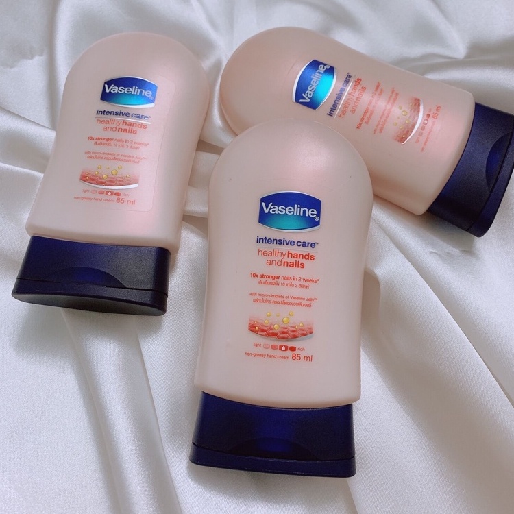 Kem Dưỡng Da Tay &amp; Móng Vaseline Intensive Care Healthy Hands &amp; Nails Hand Cream 85ml