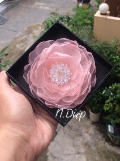 Hoa cài áo đính đá phalê cao cấp-9cm
