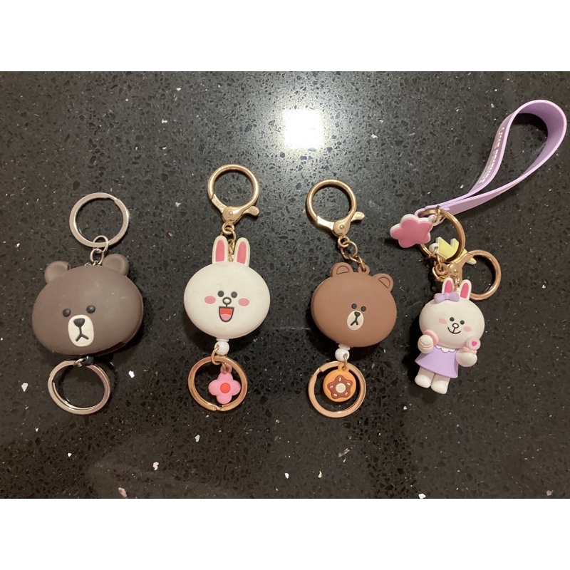 Móc khoá dễ thương ,độc lạ hơn 30 mẫu hình Gấu Thỏ Vịt  Brown Cony Sally Line