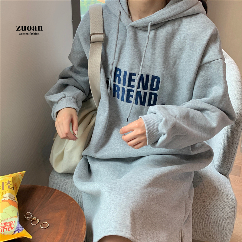 Đầm Hoodies Hoạ Tiết Chữ Thiết Kế Dáng Rộng Thoải Mái