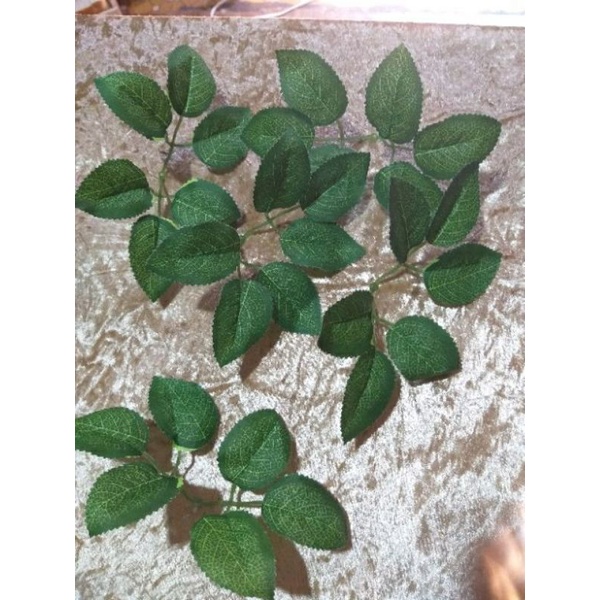 100gr LÁ HOA HỒNG IN VÂN LOẠI GIỐNG THẬT ,DÙNG CẮM ,BÓ HOA SÁP HOA GIẤY ,HOA HANMADE