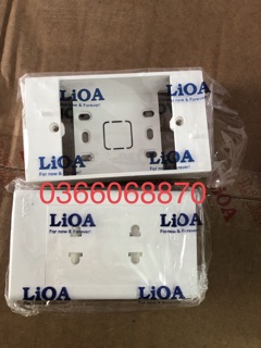 Mặt ổ cắm đôi 2 chấu LiOA