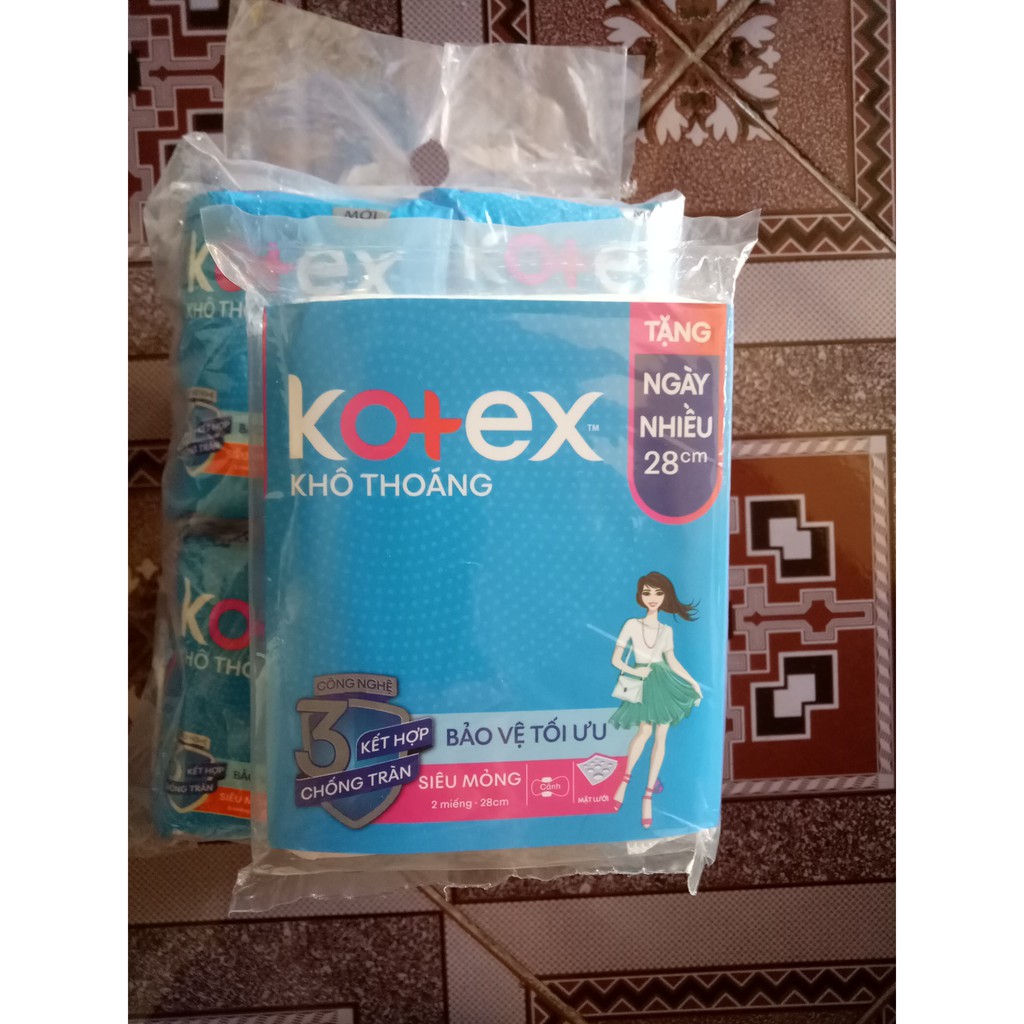 Combo 8 Gói Băng Vệ Sinh Kotex Siêu Mỏng Không Cánh 23cm tặng 2 miếng băng kotex 28cm ( 1 Gói 8 Miếng - Dài 23cm )