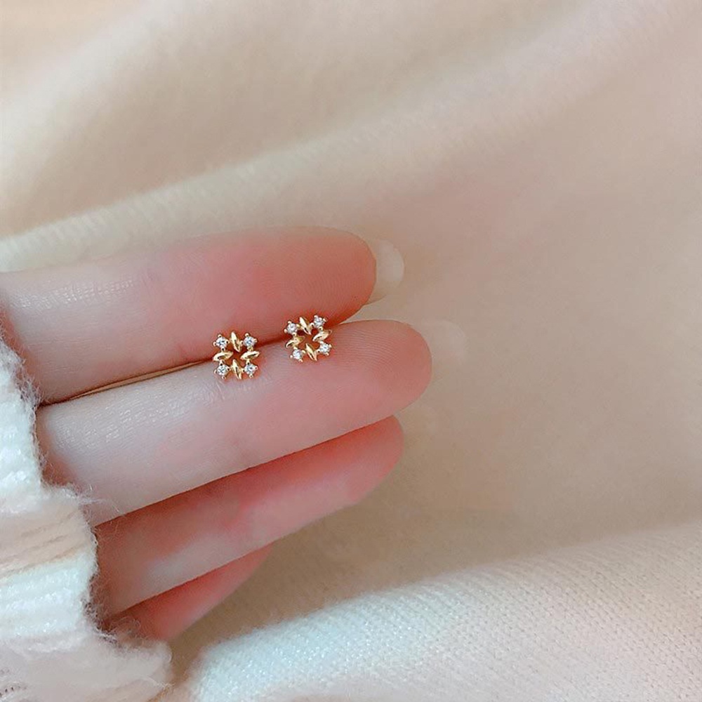 1 Đôi Bông Tai Hình Thoi Đính Kim Cương Thời Trang Retro Dành Cho Nữ