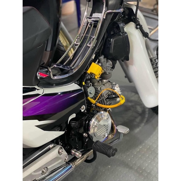 Nắp tròn 3 lỗ Wave / Dream nhôm CNC