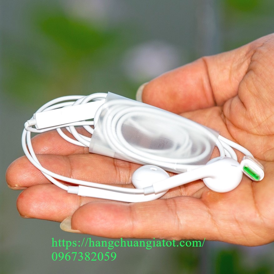 Tai nghe Oppo Reno 5 chính hãng cổng kết nối chân Type C, có micro đàm thoại và tăng giảm âm lượng