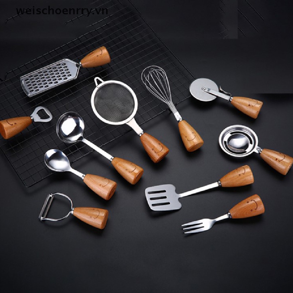 1 Nĩa Ăn Trái Cây Hình Mặt Cười Dễ Thương Bằng Gỗ Bền Bỉ