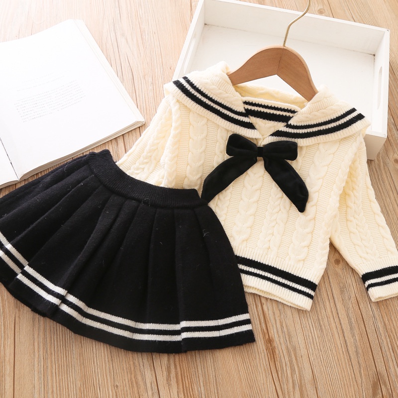 Bộ Áo Sweater + Chân Váy Xếp Ly Đáng Yêu Cho Bé Gái E21378