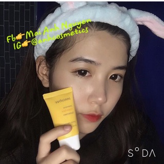 Kem chống nắng Innisfree trip care
