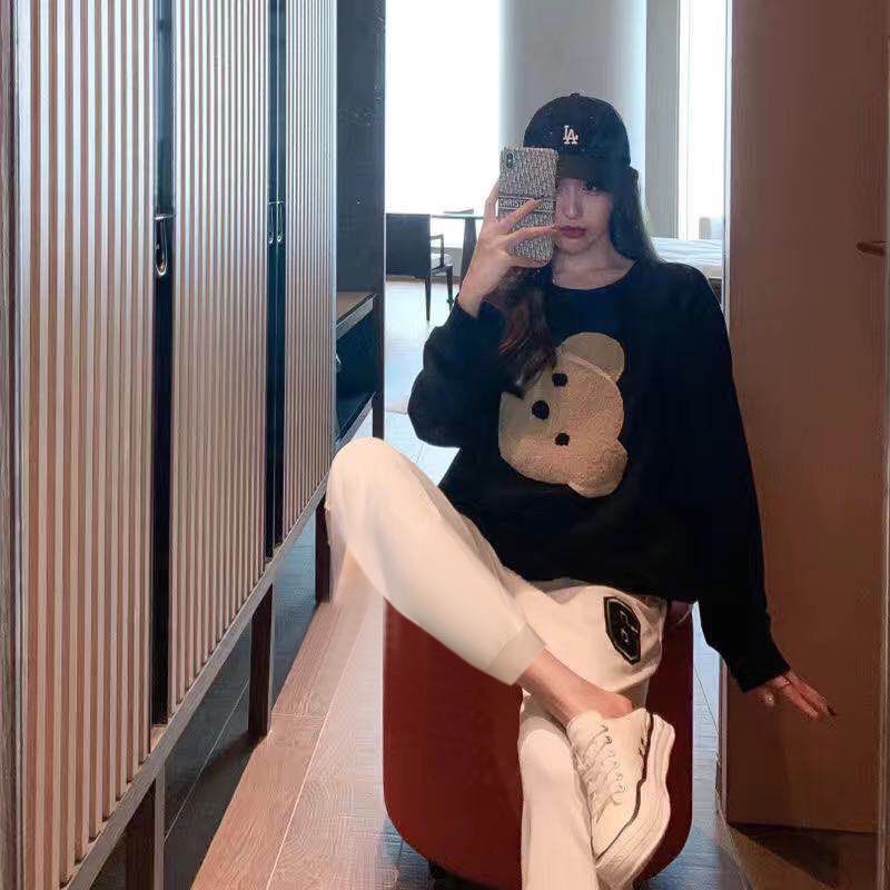 Sét BỘ NỈ GẤU thêu kèm quần bom from thụng Unisex