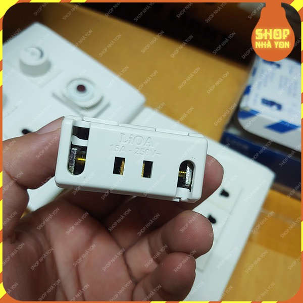 Công tắc cầu chì thông minh chống chạm chống quá tải Lioa 15A 250V