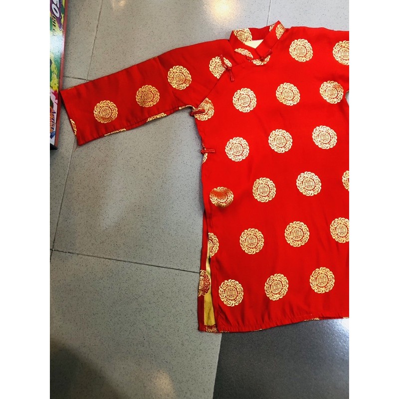 🌿 Pas áo dài bé trai màu đỏ.