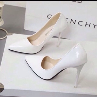 Guốc cao gót da bóng mũi nhọn size 37 màu trắng có sẵn
