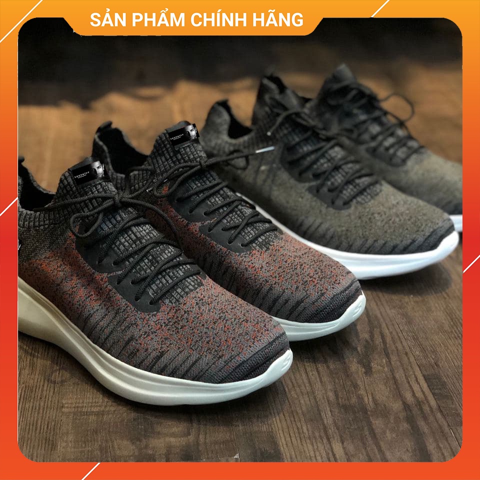 Giày Thể Thao Nam Go Run Fast 55104 Chính Hãng, Mẫu giả dây nam, Cổ vớ thun co giãn tốt dễ mang