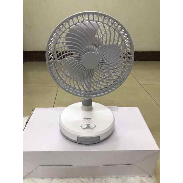 QUẠT TÍCH ĐIỆN CÓ ĐÈN CAO CẤP KM F0296 (LOẠI ĐẶC BIỆT) ( GIÁ RẺ )