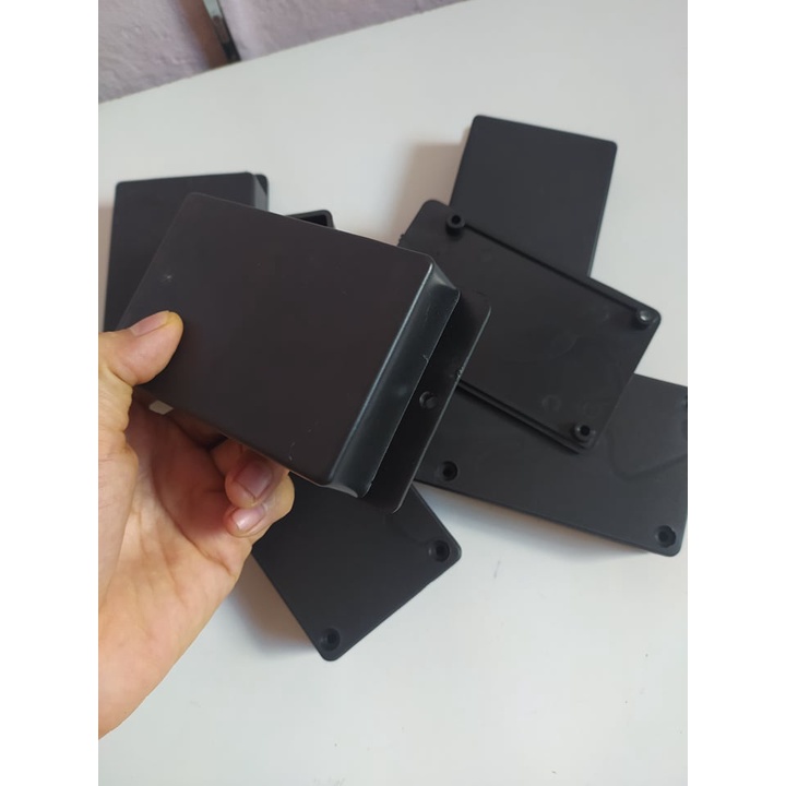 Hộp nhựa ABS 97x65x25mm tặng kèm ốc vít, Hộp nhựa đựng mạch điện tử.