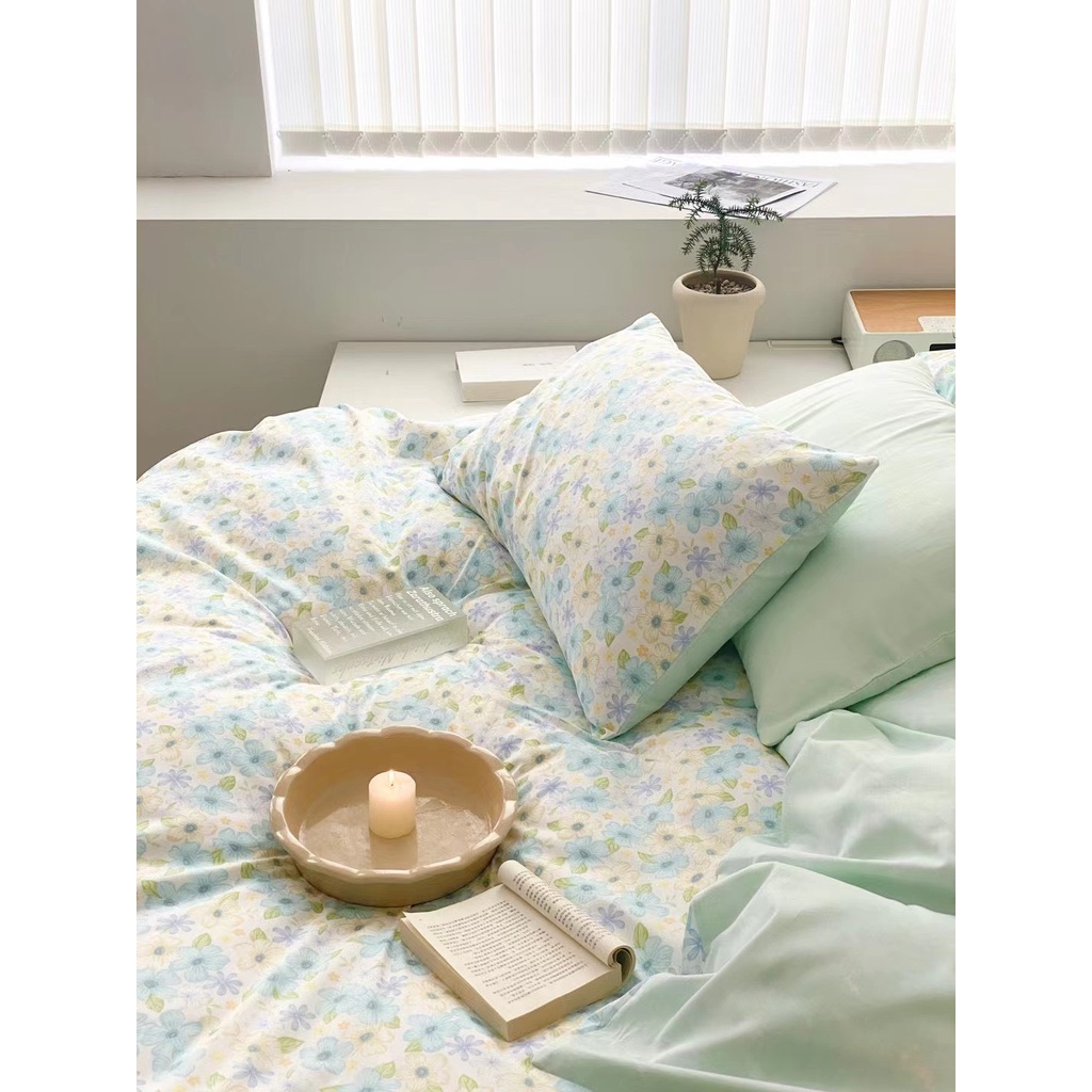 Bộ Sưu Tập Chăn Ga Gối Cotton 100% Họa Tiết Hoa Nhí Nhẹ Nhàng Chất Liệu Thoáng Mát Nhập Khẩu