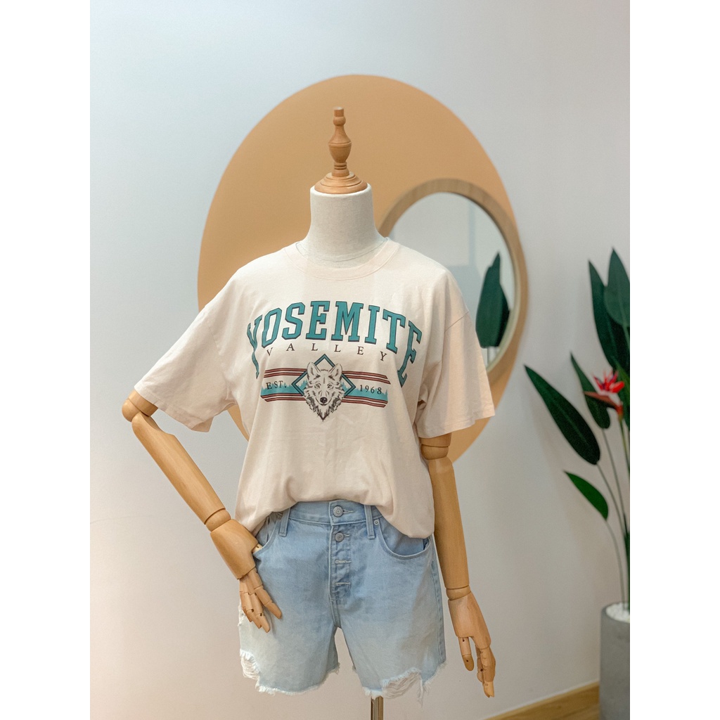 - Áo thun cổ tròn H.ollitser Unisex